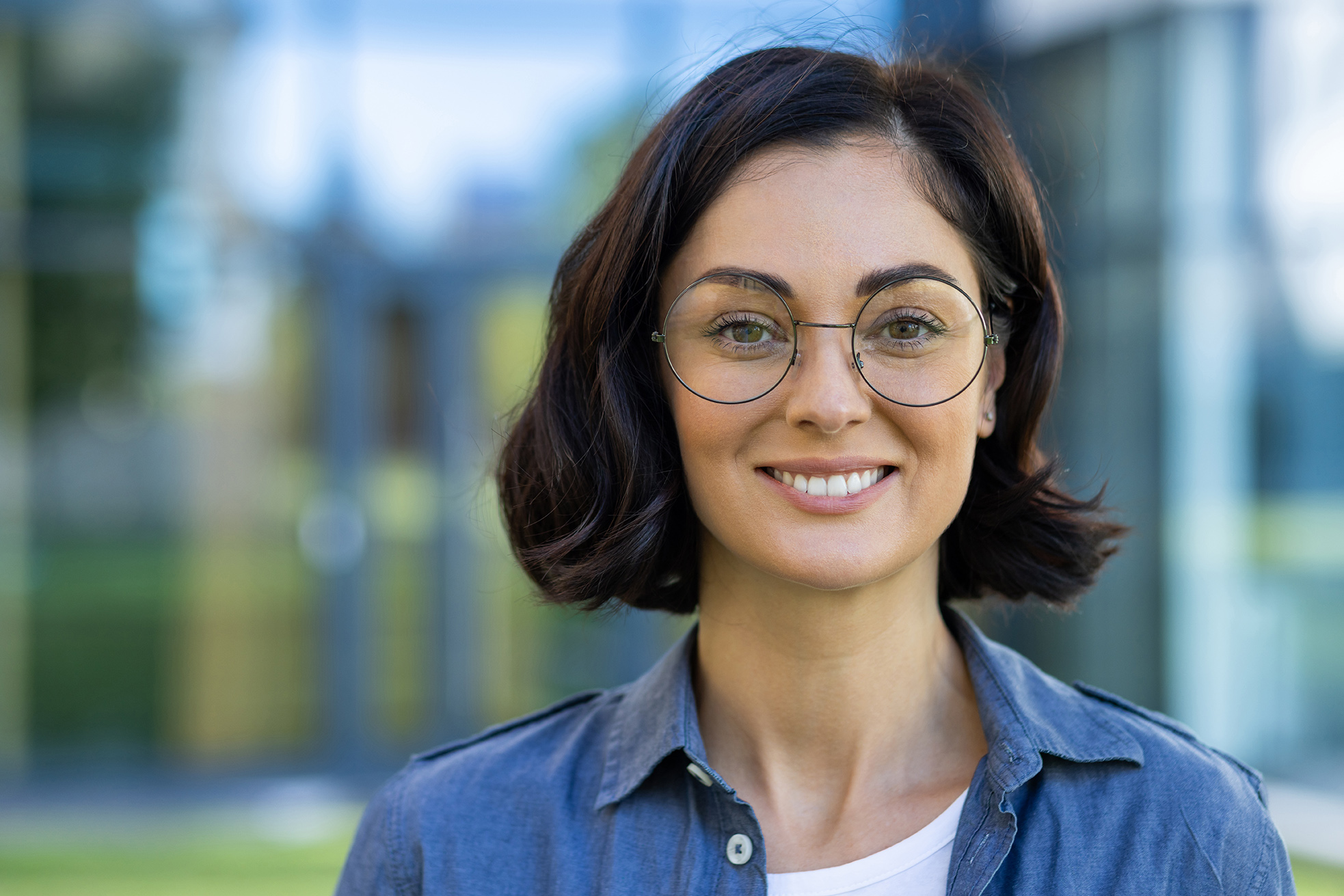 woman smiling in dawsonville georgia